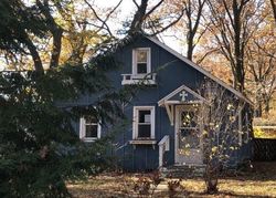 Pre-foreclosure Listing in VALLEY ST MUSKEGON, MI 49444