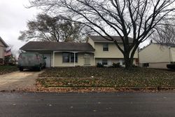  N Green Meadows Blv, Streamwood IL