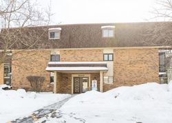 Pre-foreclosure in  NORTH RD APT B Palos Hills, IL 60465