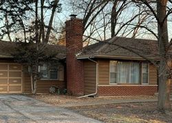 Pre-foreclosure Listing in W RIDGE AVE PROSPECT HEIGHTS, IL 60070