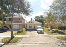 Pre-foreclosure in  NW 54TH ST Fort Lauderdale, FL 33351