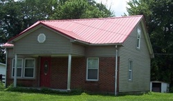 Pre-foreclosure Listing in W RAILROAD ST STANTON, KY 40380