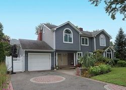 Pre-foreclosure in  MAGNOLIA ST Westbury, NY 11590