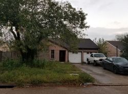 Pre-foreclosure in  NORTHLEAF DR Houston, TX 77086