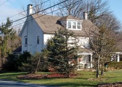  Old Airport Rd, Douglassville PA