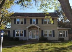 Pre-foreclosure Listing in ELIZABETH CIR FREEPORT, IL 61032