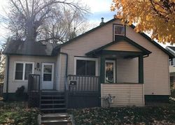 Pre-foreclosure Listing in W 17TH ST SIOUX FALLS, SD 57104