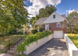 Pre-foreclosure in  MADISON ST Wood Ridge, NJ 07075