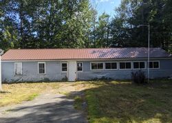 Pre-foreclosure Listing in PINE ST NEWPORT, ME 04953