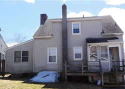 Pre-foreclosure in  GREENWOOD AVE Waterbury, CT 06704