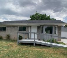 Pre-foreclosure in  W MIDWAY DR Salt Lake City, UT 84120
