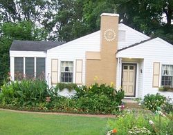 Pre-foreclosure in  BESSEMER SUPER HWY Birmingham, AL 35228