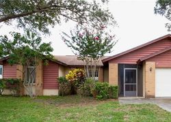 Pre-foreclosure Listing in WILD ACRES RD LARGO, FL 33773