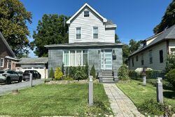 Pre-foreclosure in  BAILY RD Lansdowne, PA 19050