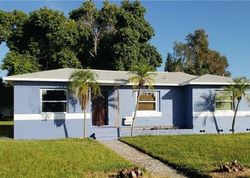Pre-foreclosure in  20TH ST S Saint Petersburg, FL 33712