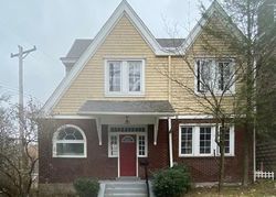 Pre-foreclosure in  MARTIN AVE Pittsburgh, PA 15216