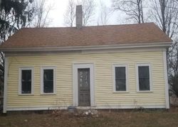 Pre-foreclosure in  NOTTINGHAM RD Raymond, NH 03077