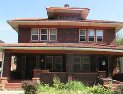 Pre-foreclosure in  N PARK AVE Indianapolis, IN 46205