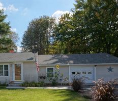 Pre-foreclosure in  HARRIS RD Nashua, NH 03062