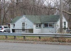 Pre-foreclosure Listing in LANSING AVE JACKSON, MI 49202