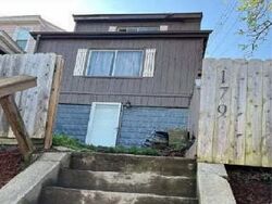 Pre-foreclosure in  WASHINGTON ST Pittsburgh, PA 15223
