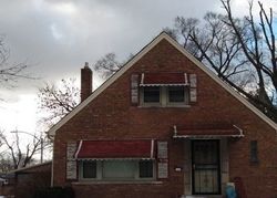 Pre-foreclosure in  S SAWYER AVE Evergreen Park, IL 60805