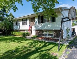 Pre-foreclosure Listing in GARNETT AVE WINTHROP HARBOR, IL 60096