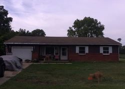 Pre-foreclosure in  N NORTHWOOD DR Parker City, IN 47368