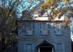 Pre-foreclosure in  SMITH ST Charleston, SC 29401