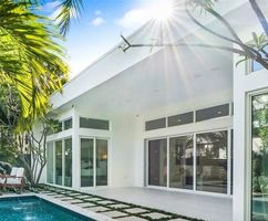  W 47th St, Miami Beach FL