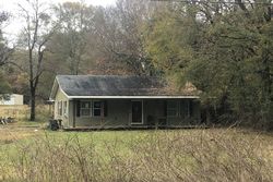 Pre-foreclosure Listing in LIBERTY RD PRIDE, LA 70770