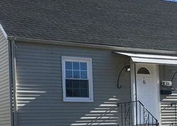 Pre-foreclosure Listing in ELLINGTON ST HARTFORD, CT 06106