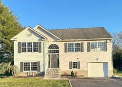  Seymour Ter, Piscataway NJ