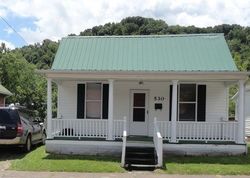 Pre-foreclosure Listing in MAIN ST PAINTSVILLE, KY 41240