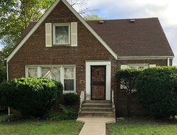 Pre-foreclosure in  E 96TH ST Chicago, IL 60628