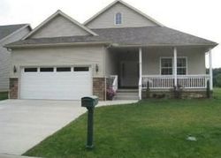 Pre-foreclosure in  ALEXIS LN Canal Fulton, OH 44614