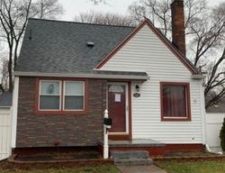 Pre-foreclosure Listing in PELHAM RD ALLEN PARK, MI 48101