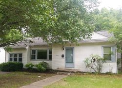 Pre-foreclosure Listing in S JOHNSON AVE CARBONDALE, IL 62901