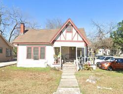 Pre-foreclosure in  COTTONWOOD AVE San Antonio, TX 78225