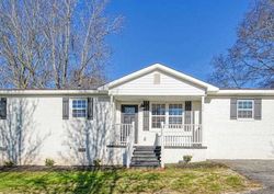 Pre-foreclosure in  OLD CANAAN RD Spartanburg, SC 29306