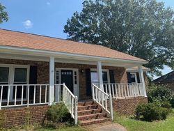 Pre-foreclosure Listing in LINCOLN INN RD COLUMBIA, SC 29212