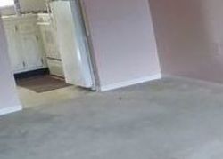 Pre-foreclosure in  80TH ST N UNIT D105 Saint Petersburg, FL 33709