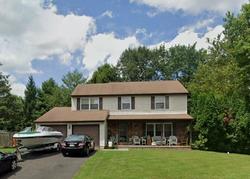 Pre-foreclosure Listing in OVERLOOK RD MORRISVILLE, PA 19067