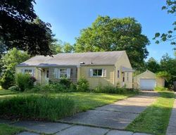 Pre-foreclosure Listing in PASADENA AVE SOUTH BEND, IN 46614