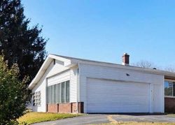 Pre-foreclosure in  LINCOLN WAY E Fayetteville, PA 17222