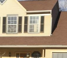 Pre-foreclosure in  SUGARLAND VALLEY DR Herndon, VA 20170