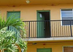 Pre-foreclosure in  SW 67TH AVE  Miami, FL 33155