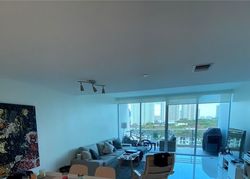 Pre-foreclosure in  NE 188TH ST  Miami, FL 33180