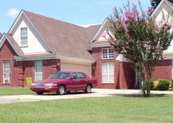 Pre-foreclosure Listing in ROYAL PL OLIVE BRANCH, MS 38654