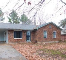 Pre-foreclosure in  CUSTER DR Southaven, MS 38671